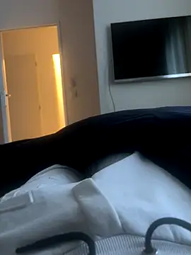 LesAmantsAE2 online show from 01/08/26, 07:36