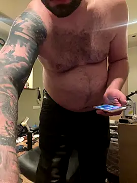 Snapshot of JeffryBoy36 chatting on 10/17/25, 01:31 JeffryBoy36 online show from 10/17/25, 01:31