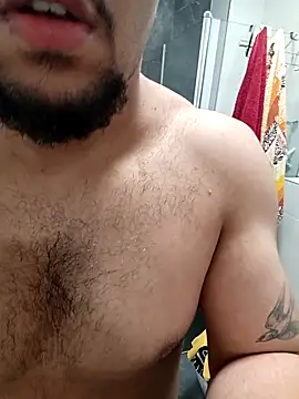 Snapshot of a23c43 chatting on 12/22/25, 09:26 a23c43 online show from 12/22/25, 09:26