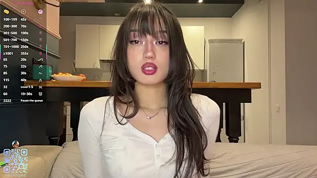 SweetSakuraJane online show from 04/04/26, 09:21