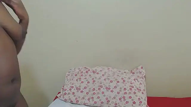 Snapshot of Blackberry96_ chatting on 10/29/25, 08:02 Blackberry96 online show from 10/29/25, 08:02