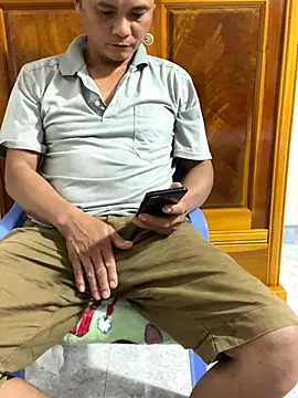 hotboy2x online show from 10/17/25, 01:53