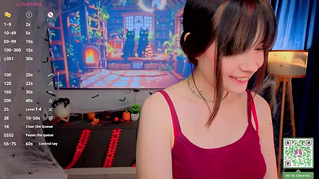 Honeey Beee online show from 11/02/25, 04:34