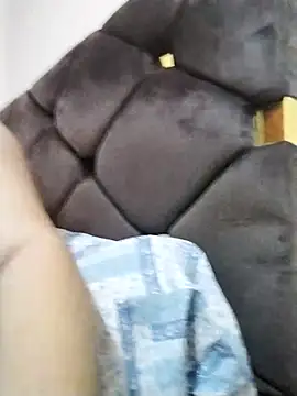 Snapshot of milkbreastsexy chatting on 11/30/25, 07:03 milkbreastsexy online show from 11/30/25, 07:03