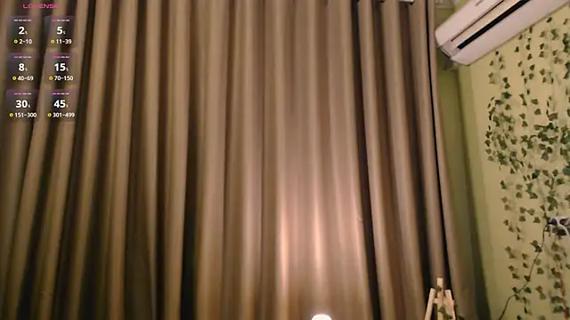 HoneyBroownie online show from 10/15/25, 08:39