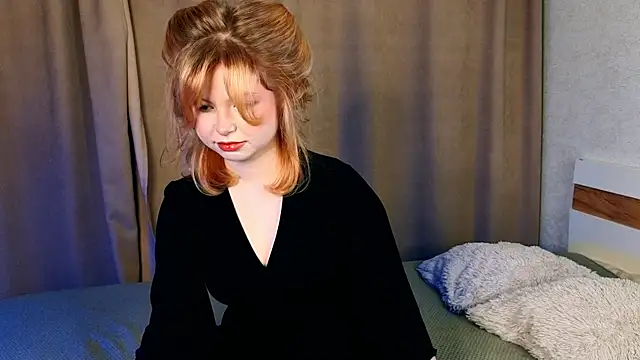 Stella Vanila online show from 02/18/26, 11:56