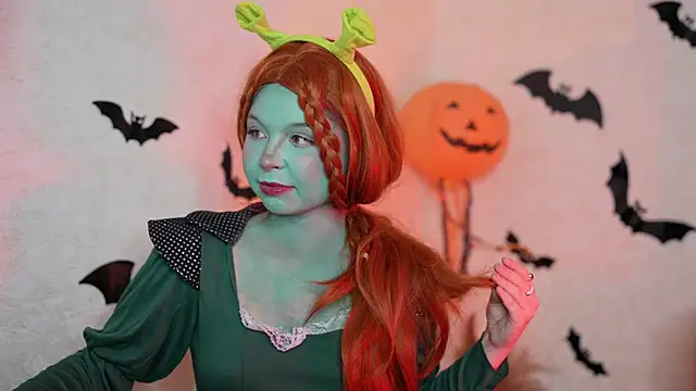 Stella Vanila online show from 10/27/25, 12:55