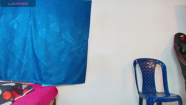 Snapshot of dominant_hipss chatting on 02/19/26, 03:53 dominant hipss online show from 02/19/26, 03:53