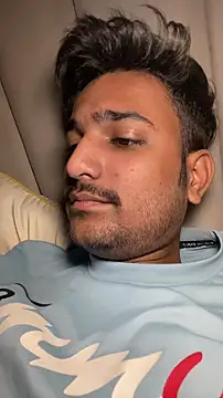 the Shinchanxh online show from 11/12/25, 02:04