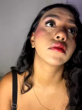 Michelle johnson  online show from 11/22/25, 03:55