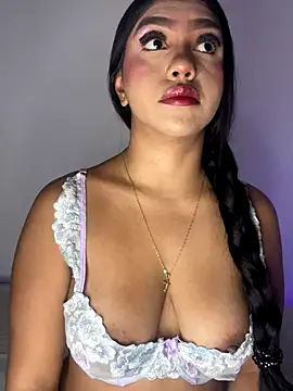 Michelle johnson  online show from 01/05/26, 07:06