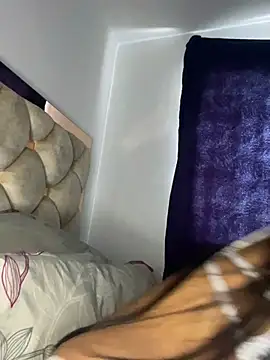 Michelle johnson  online show from 04/23/26, 07:26