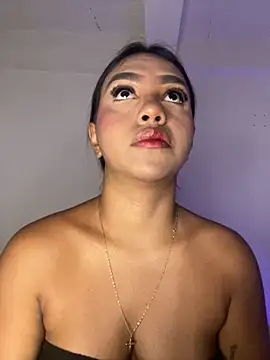 Michelle johnson  online show from 11/10/25, 07:08