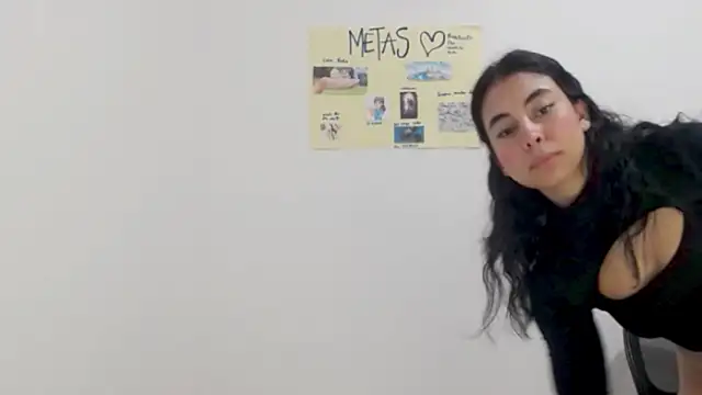 lily robertss  online show from 03/08/26, 03:21