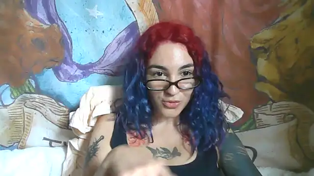 peetitefairy online show from 12/21/25, 01:57