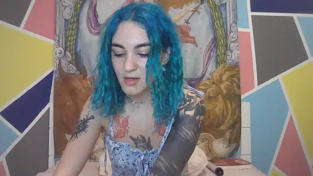 Snapshot of peetitefairy chatting on 09/20/25, 04:28 peetitefairy online show from 09/20/25, 04:28