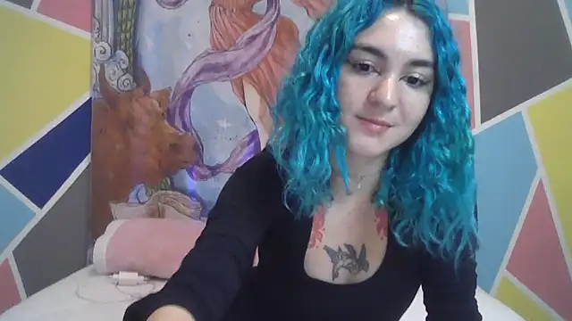 Snapshot of peetitefairy chatting on 10/05/25, 06:26 peetitefairy online show from 10/05/25, 06:26