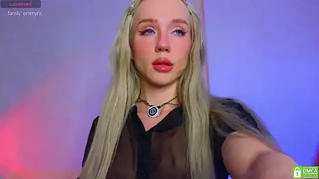 KittenFang online show from 03/28/26, 06:36