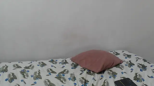 Snapshot of alice_julls chatting on 10/01/25, 08:41 alice julls online show from 10/01/25, 08:41