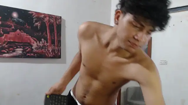 alice julls online show from 11/04/25, 10:02