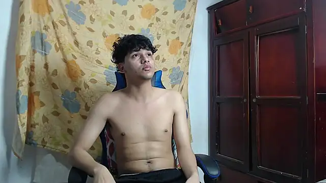 alice julls online show from 07/14/26, 07:31