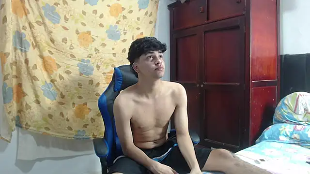 alice julls online show from 06/07/26, 08:25