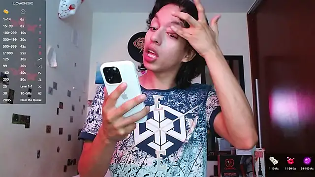 DannyPhantom555 online show from 10/25/25, 01:23