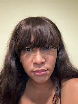 LuckyKhloe online show from 05/19/26, 02:07
