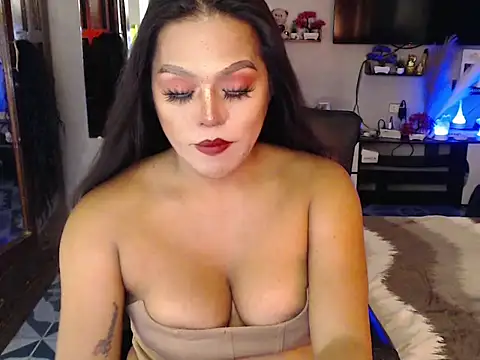 Snapshot of Queen_Angela6 chatting on 09/10/25, 09:36 Queen Angela6 online show from 09/10/25, 09:36