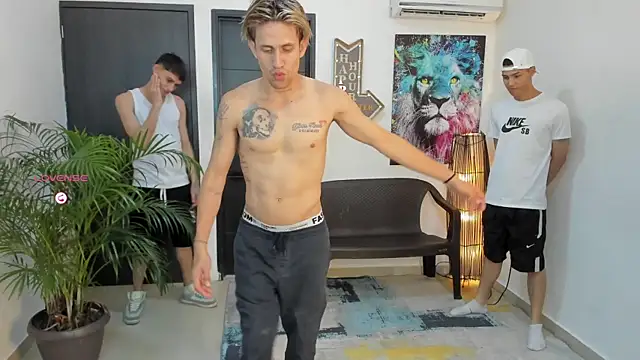 Playhardsex  online show from 09/23/25, 11:01