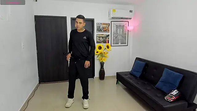 Playhardsex  online show from 03/27/26, 11:05