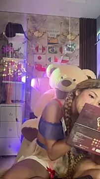 hannachris- online show from 06/20/26, 12:59