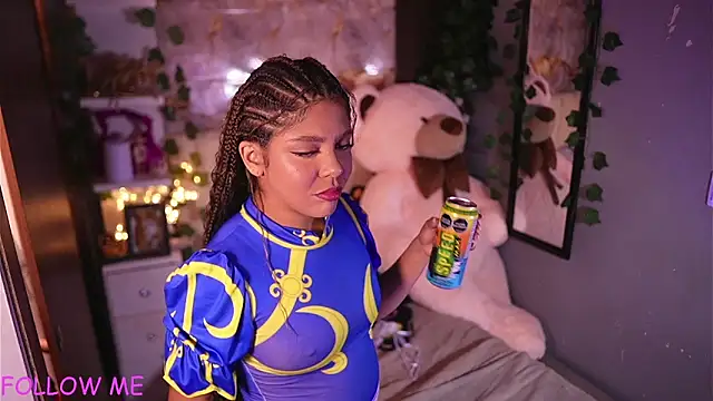 hannachris- online show from 04/15/26, 12:16