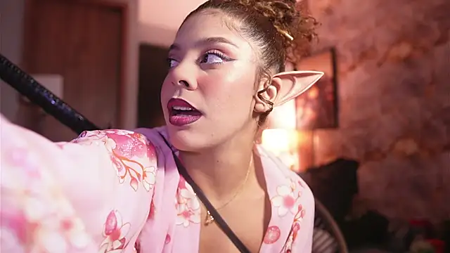 hannachris- online show from 12/01/25, 11:05