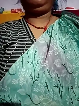 Aruhi hot online show from 10/21/25, 05:23