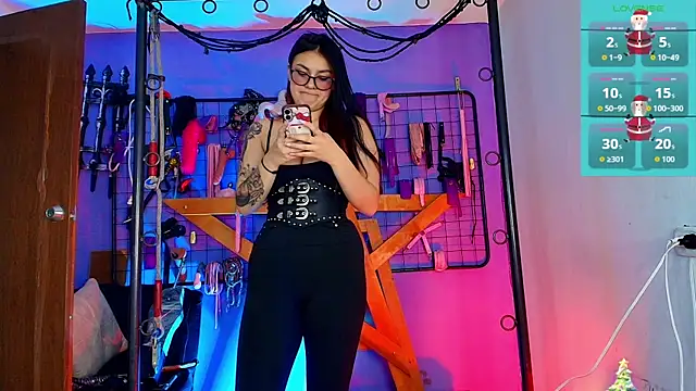 Misstresss aurora bdsm online show from 12/15/25, 03:07