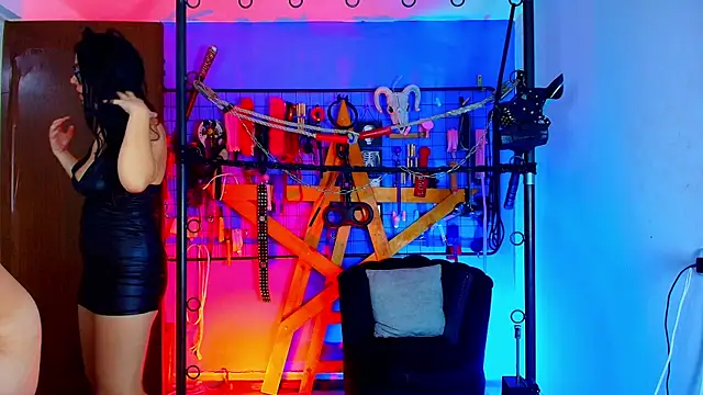 Misstresss aurora bdsm online show from 11/10/25, 03:17