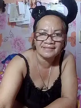 Snapshot of vickyhot1966 chatting on 07/07/26, 08:12 vickyhot1966 online show from 07/07/26, 08:12