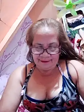 Snapshot of vickyhot1966 chatting on 06/15/26, 12:49 vickyhot1966 online show from 06/15/26, 12:49