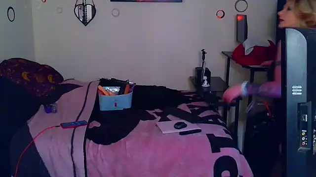 Sierra Sparks online show from 10/13/25, 02:13