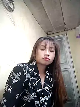 Dung-Thao19 online show from 10/16/25, 02:36