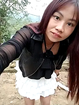 Dung-Thao19 online show from 12/14/25, 11:43