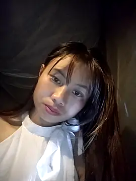 Dung-Thao19 online show from 10/05/25, 11:28