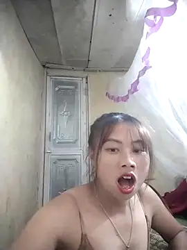 Dung-Thao19 online show from 10/12/25, 01:34