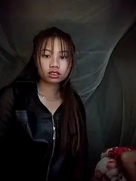 Dung-Thao19 online show from 10/04/25, 10:44