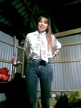 Dung-Thao19 online show from 11/12/25, 10:35