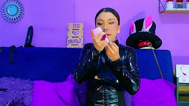 CristalRose online show from 03/31/26, 08:22