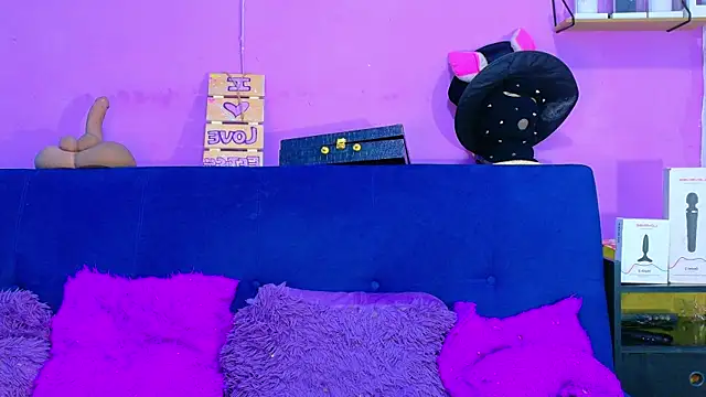 CristalRose online show from 04/13/26, 11:53