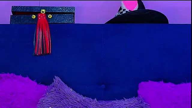 CristalRose online show from 02/14/26, 05:13