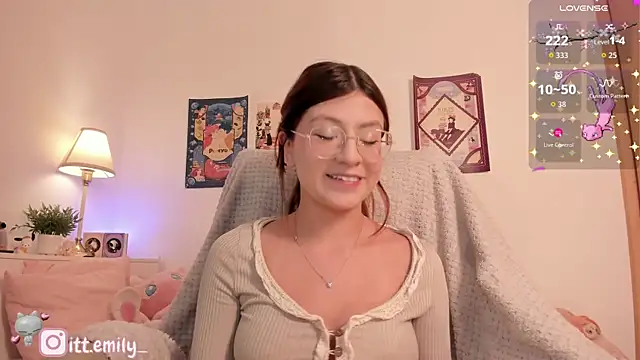 emily uwu0 online show from 04/04/26, 01:23